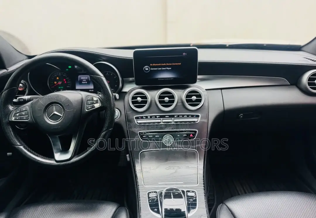 Mercedes-Benz C300 2017 Black