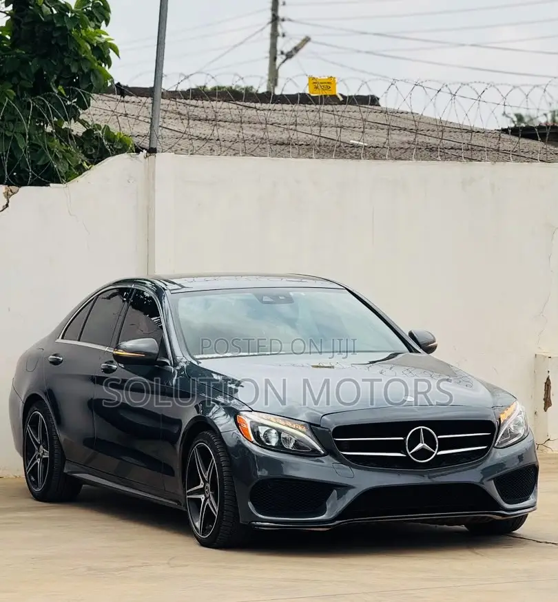 Mercedes-Benz C300 2017 Black