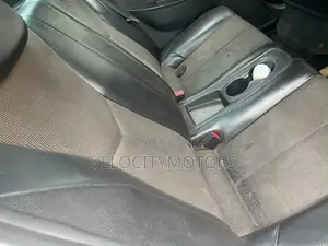 Hyundai Veloster Automatic 2012 White