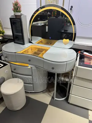 Executive Morden Dressing Mirror