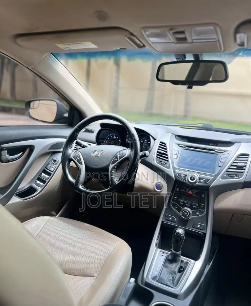 Hyundai Elantra 2015 Black