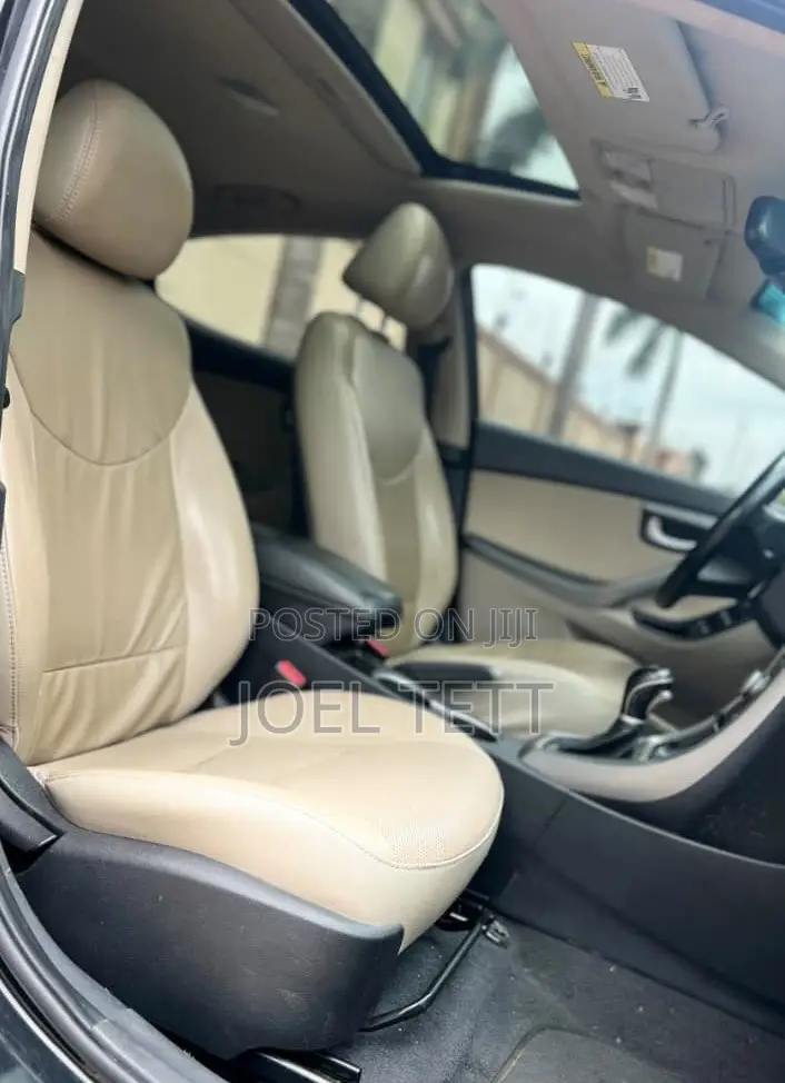 Hyundai Elantra 2015 Black
