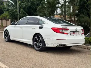 Honda Accord Sport 2018 White