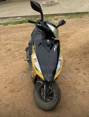 Suzuki 2019 Black