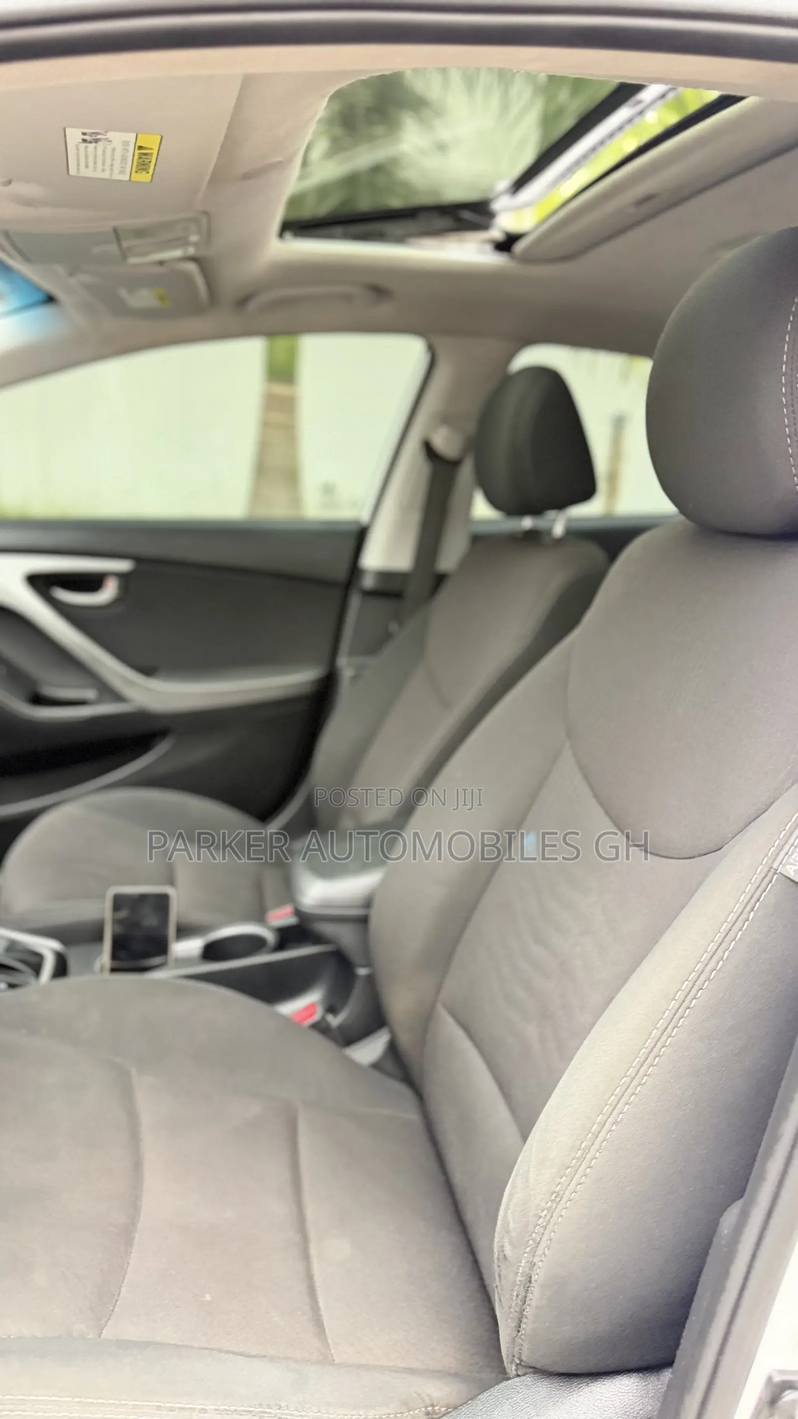 Hyundai Elantra Limited Sedan FWD (1.8L 4cyl 6A) 2016 White
