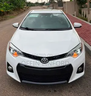 Toyota Corolla S 4dr Sedan (1.8L 4cyl CVT) 2015 White