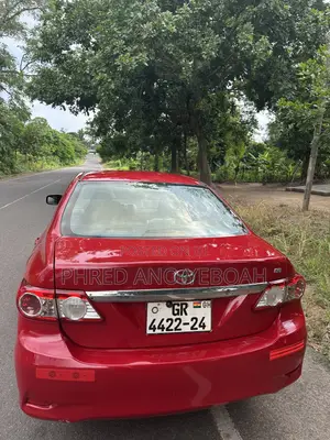 Toyota Corolla LE 4dr Sedan (1.8L 4cyl 4A) 2013 Red