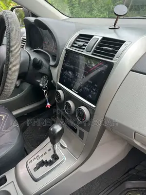 Toyota Corolla LE 4dr Sedan (1.8L 4cyl 4A) 2013 Red