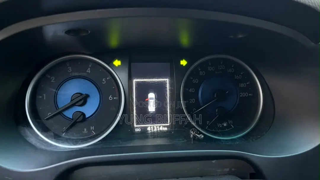 Toyota Hilux SR5 4x4 2018 Blue