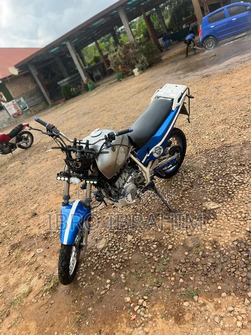 Suzuki DR-Z 2023 Blue