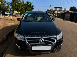 Volkswagen Passat 2.0T Wolfsburg Edition 2019 White