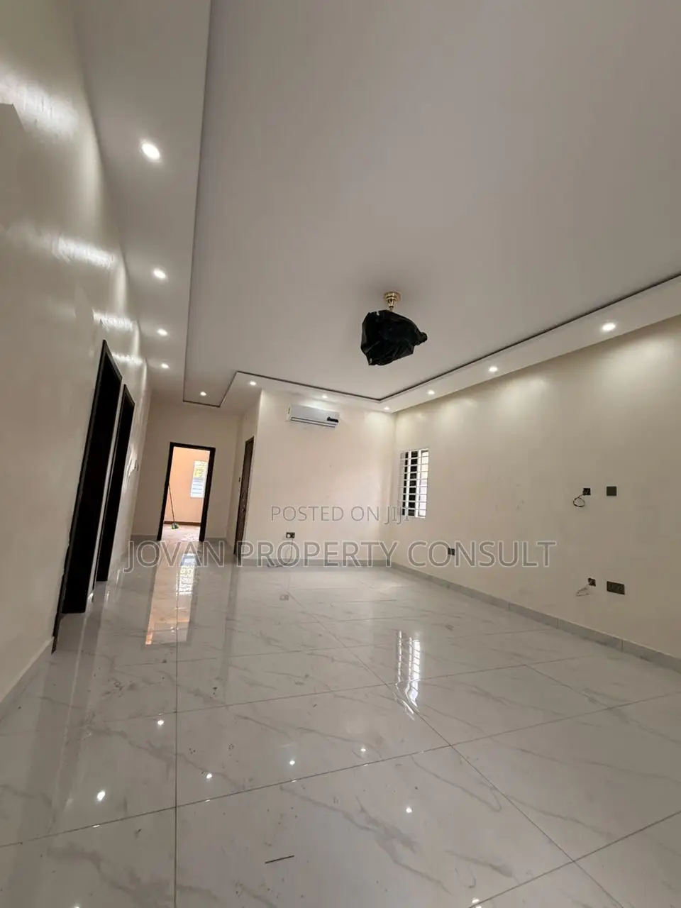 3bdrm House in Achimota for sale