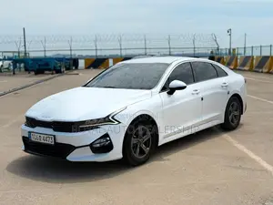 Kia K5 EX 2022 White