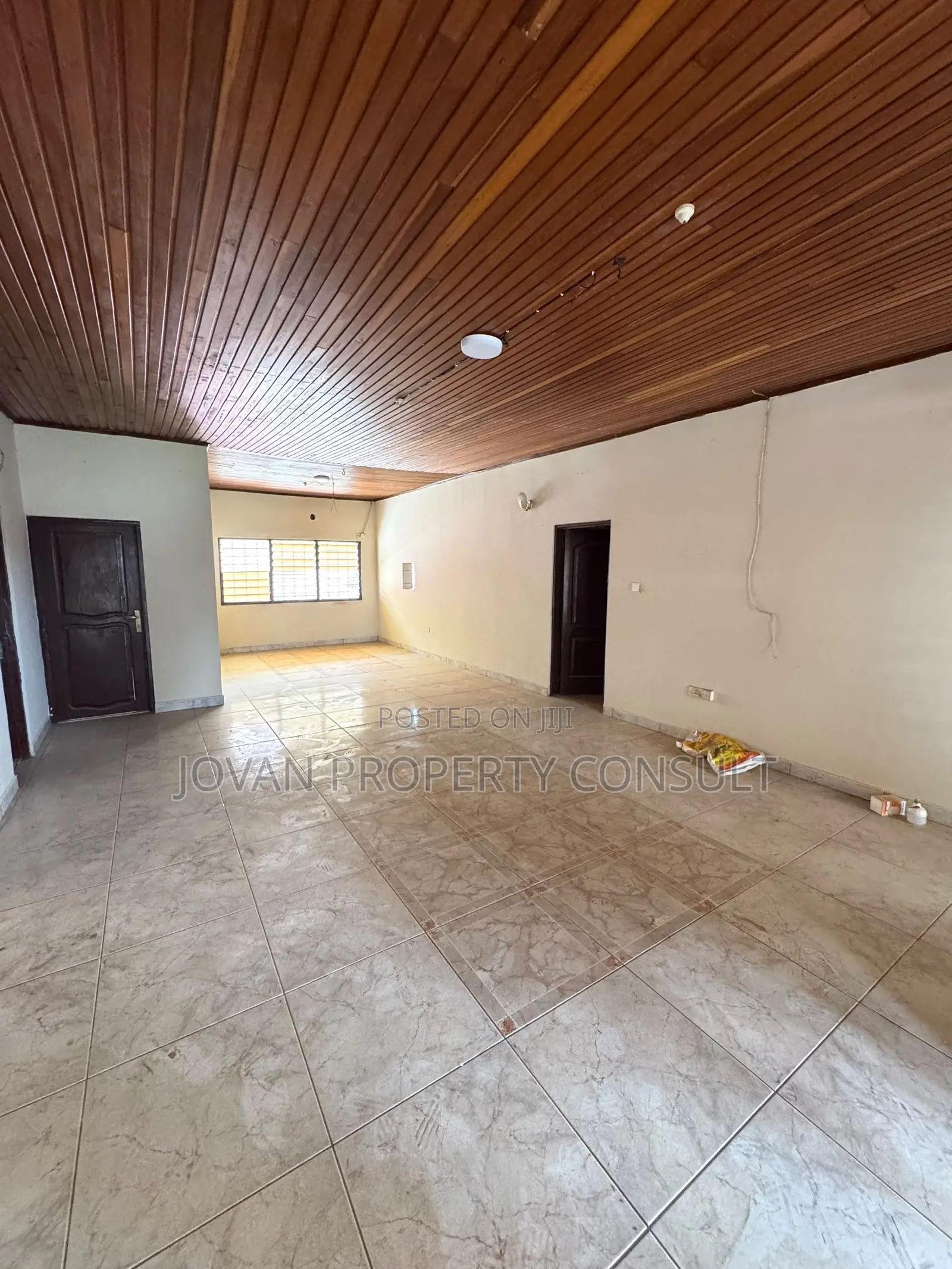 5bdrm House in Achimota Chantan for rent