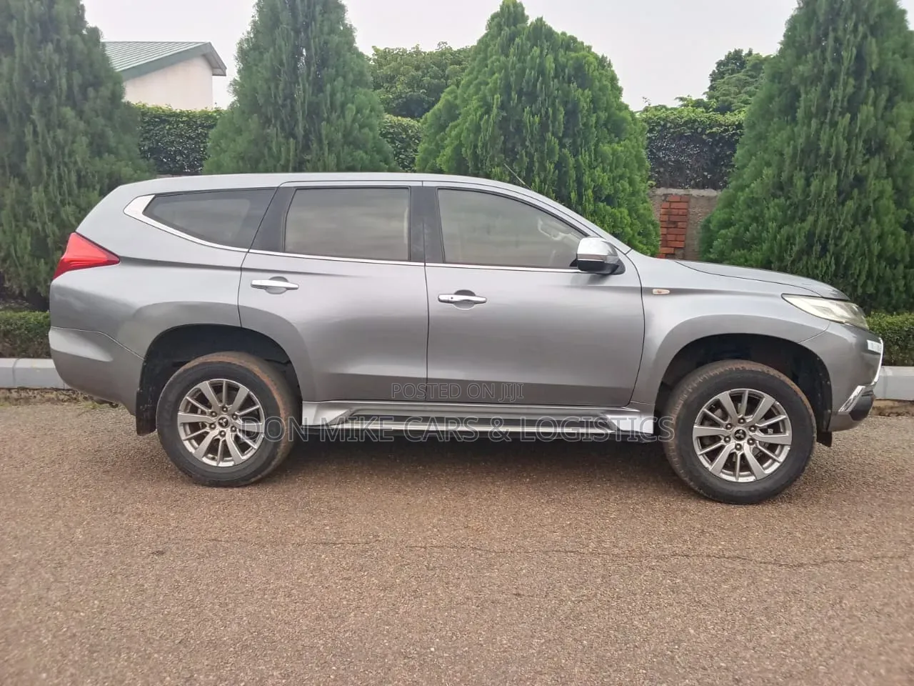 Mitsubishi Montero Sport 2017 Gray