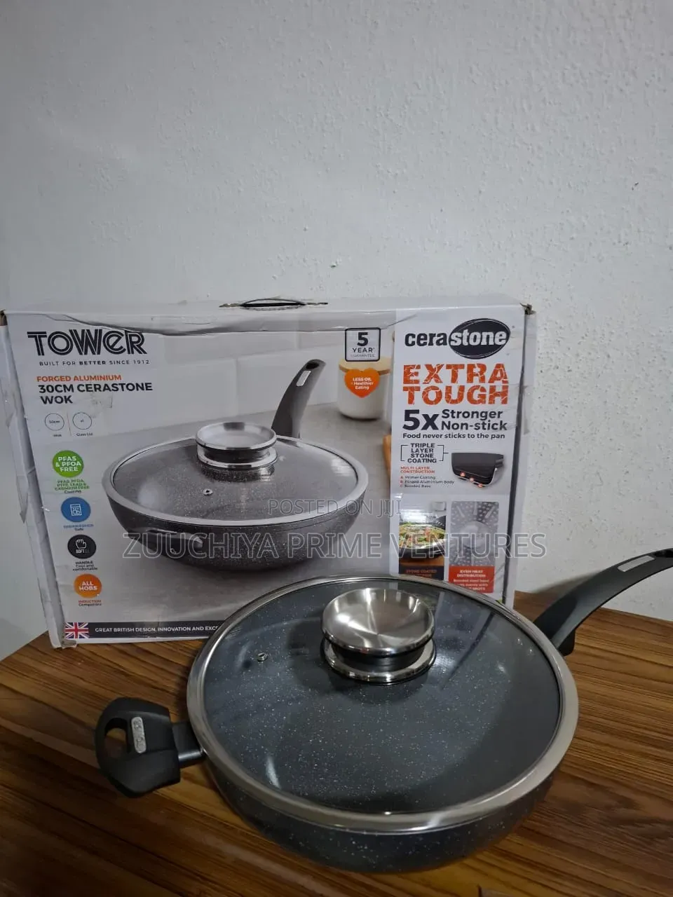 Tower 30cm Cerastone Wok and Lid From Uk