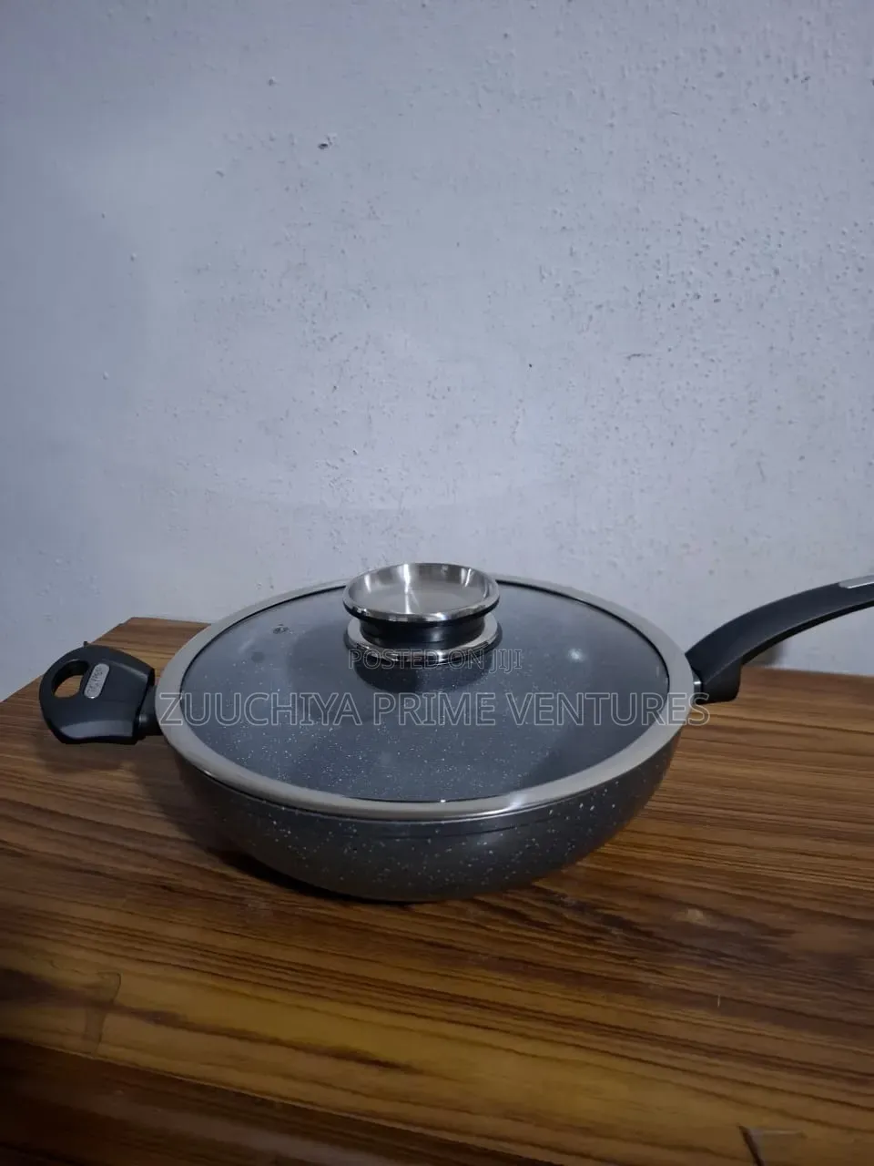 Tower 30cm Cerastone Wok and Lid From Uk