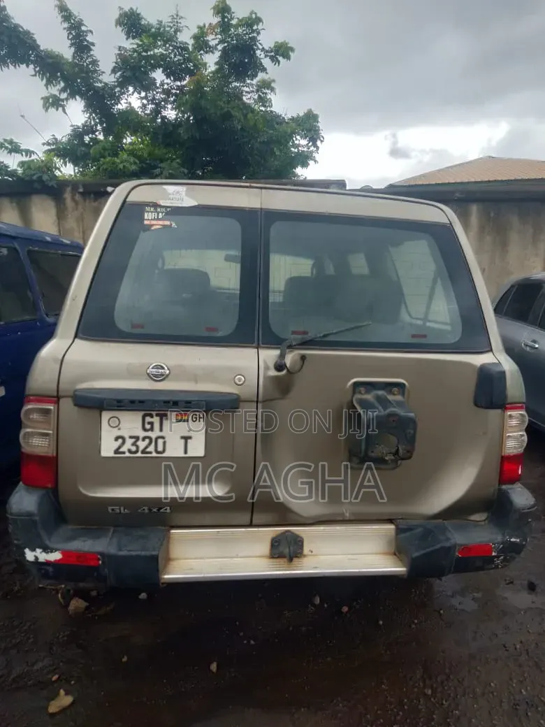 Nissan Civilian 1998 Grey