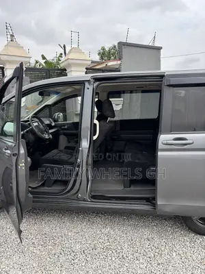 Honda Stepwgn 2012 Gray