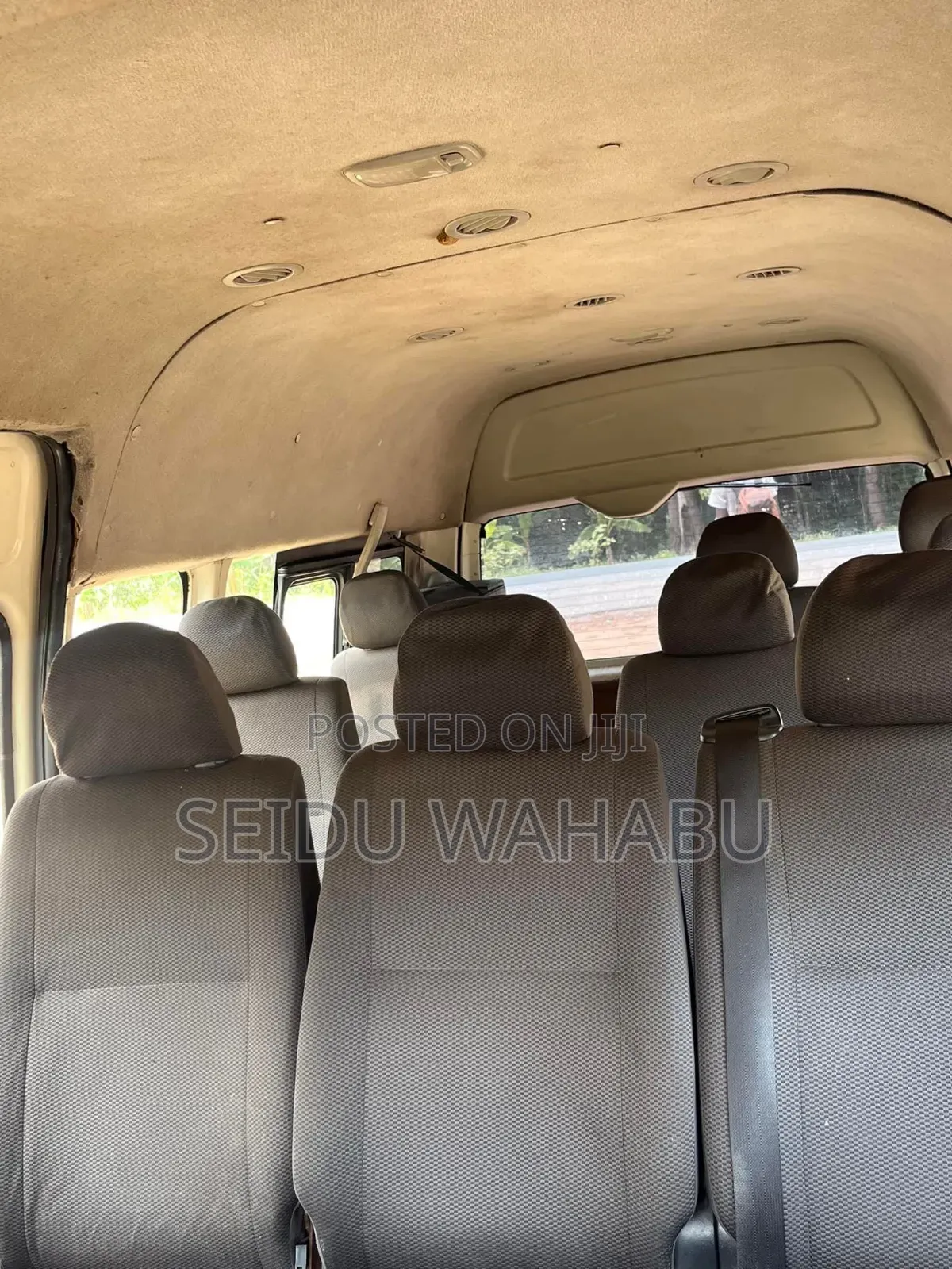 Toyota HiAce 2021 White
