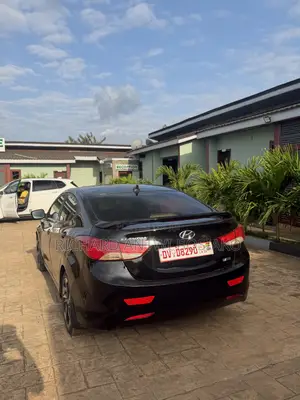 Hyundai Elantra 2013 Black