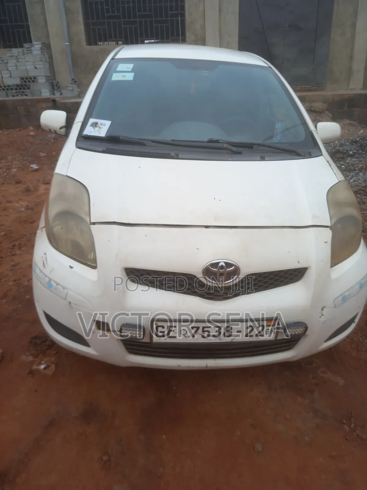 Toyota Yaris 2010 White