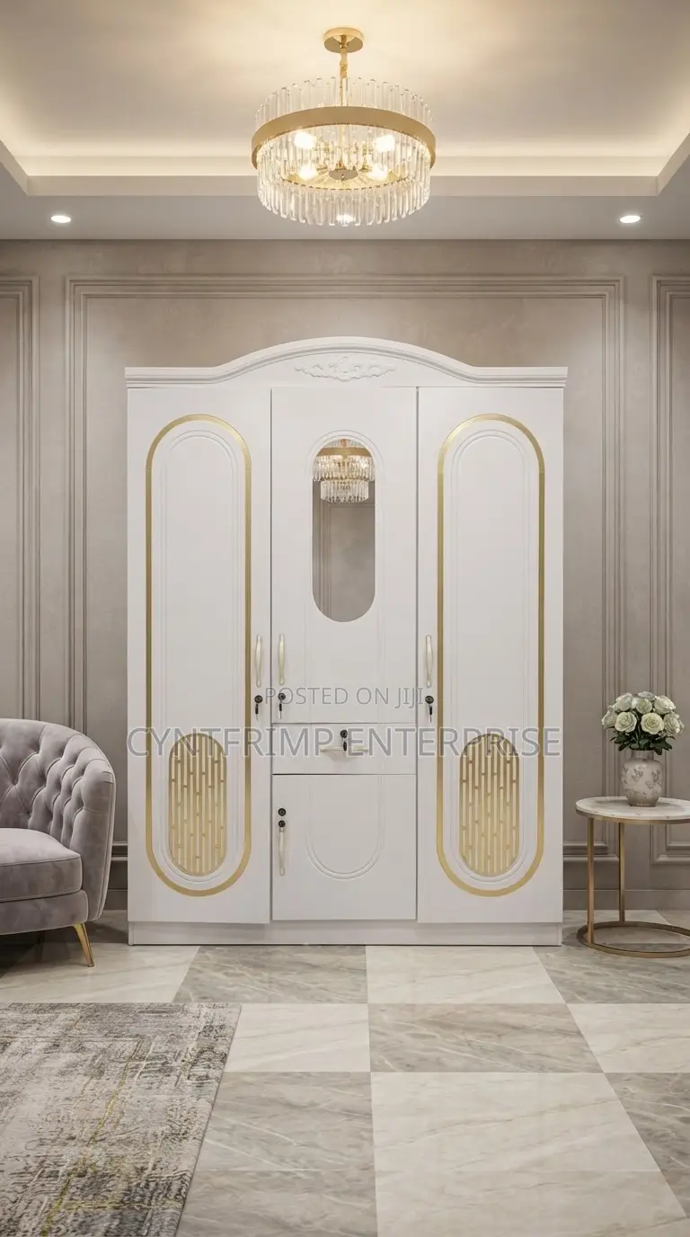 Modern 3-Door Wardrobe With Mirror