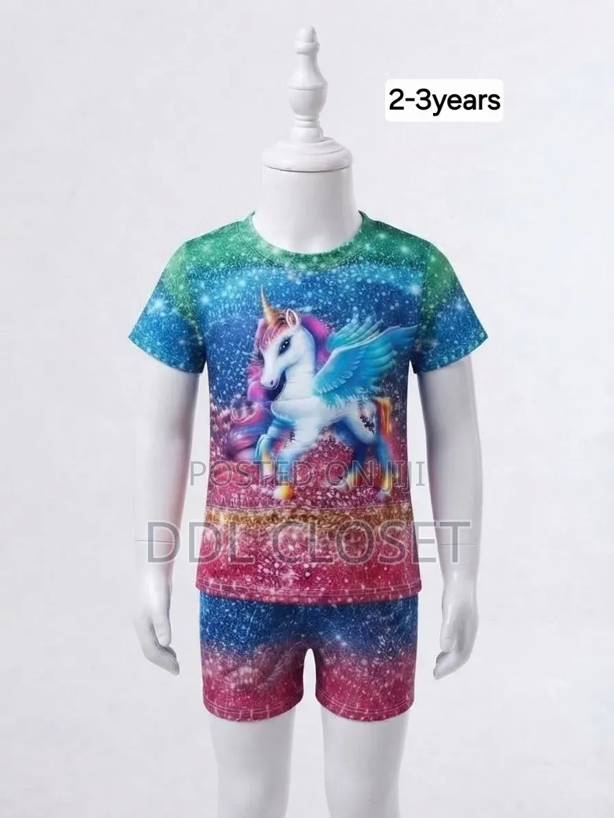 Unisex Outfit for Kids