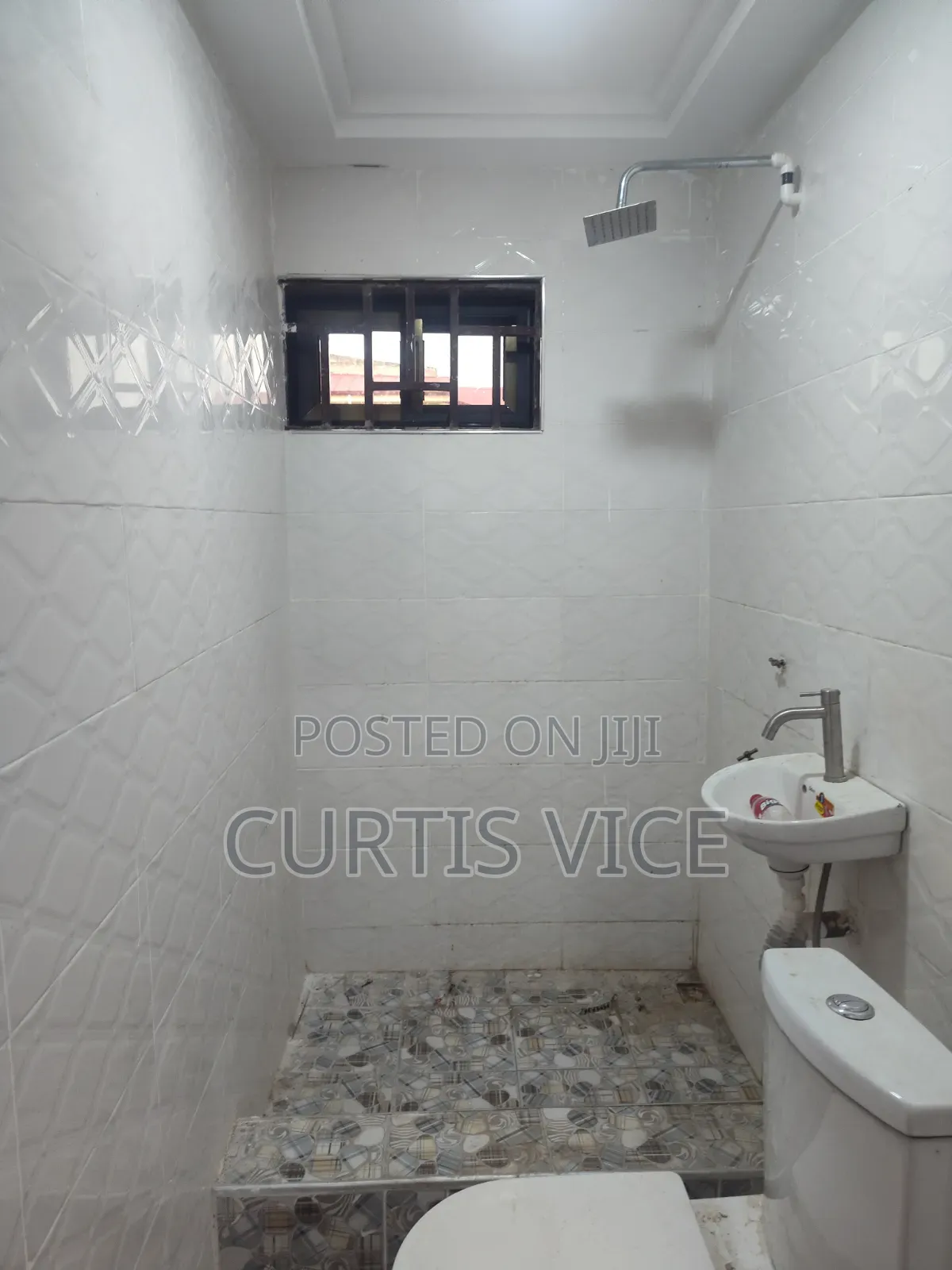 2bdrm Apartment in Curtis'S Estate, New Gbawe for rent