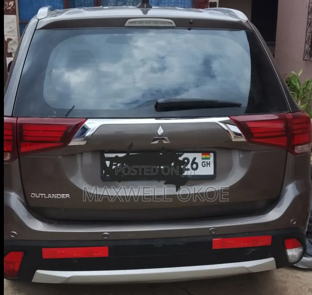 Mitsubishi Outlander