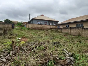 2 Building Plots at Kontokrom Cape Town