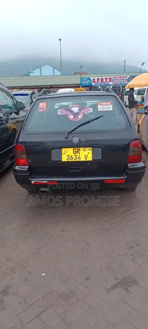 Volkswagen Golf 2000 Black