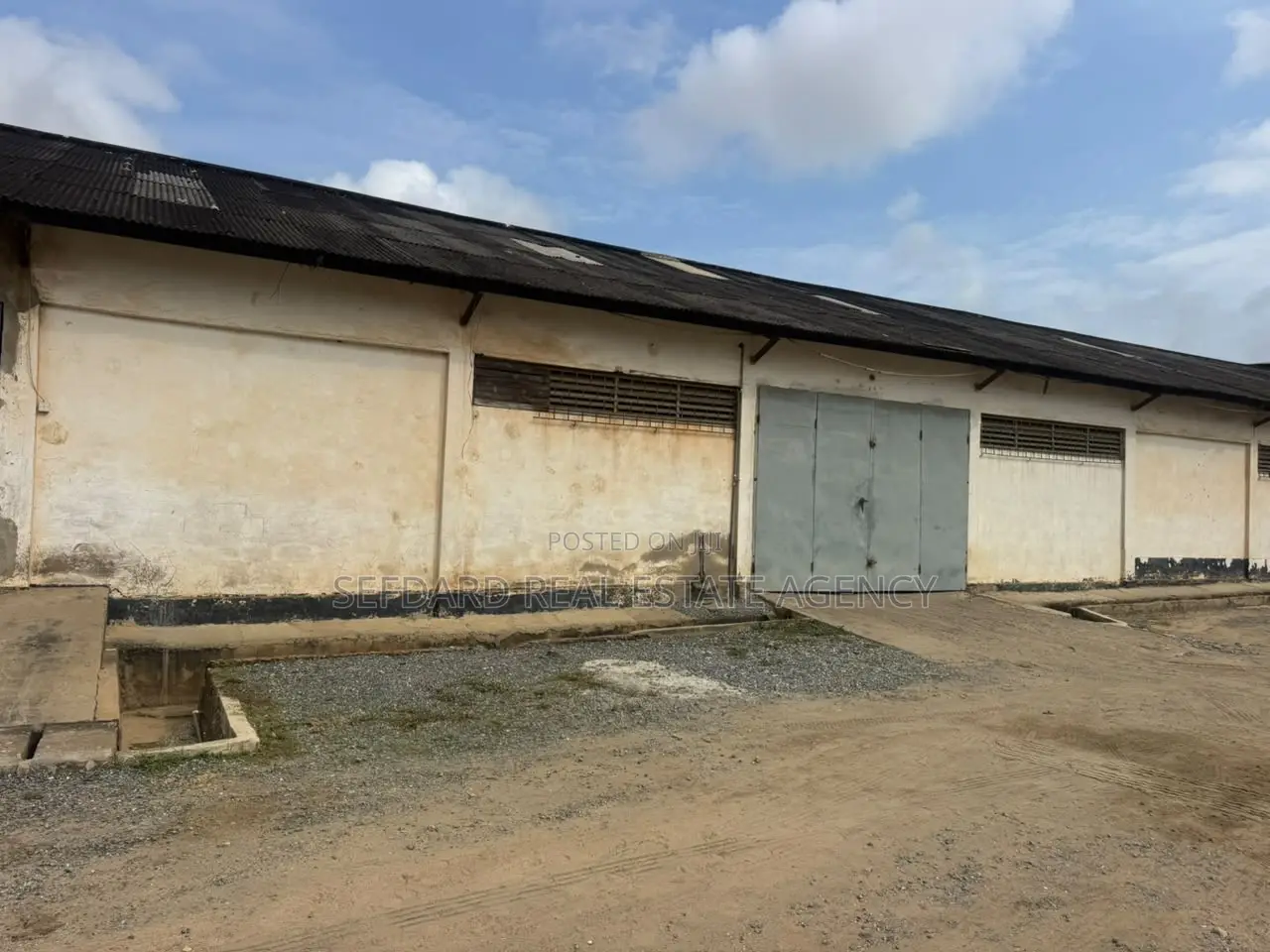Warehouse for Rent.