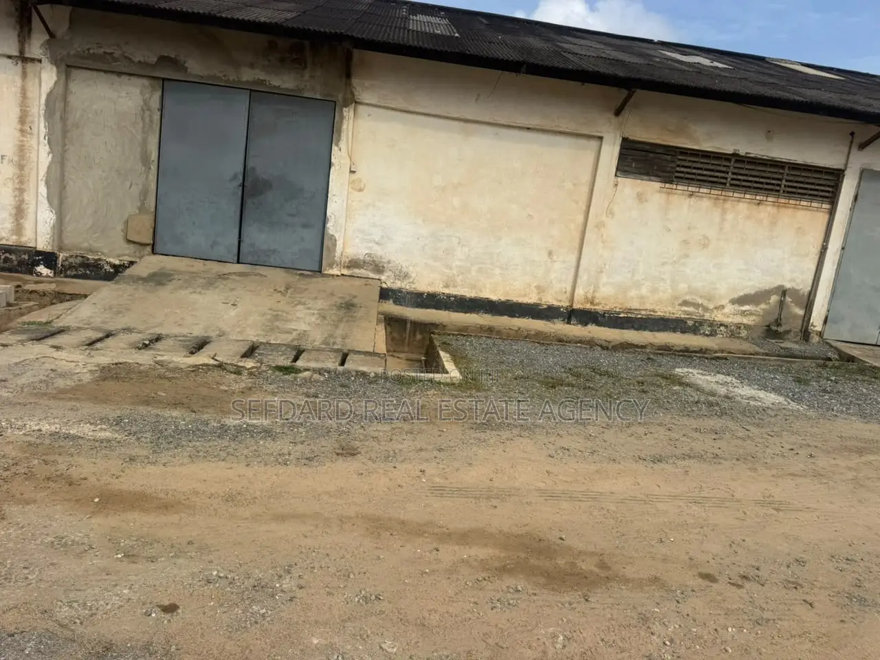 Warehouse for Rent.