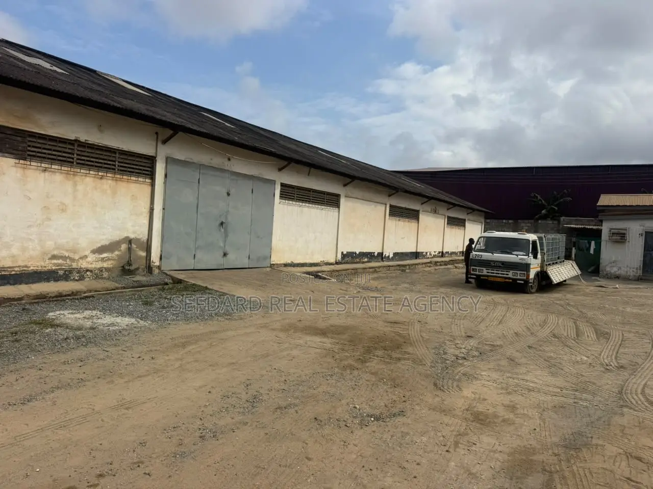 Warehouse for Rent.