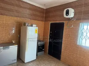 5bdrm House in Sefdard Properties, Ablekuma for sale