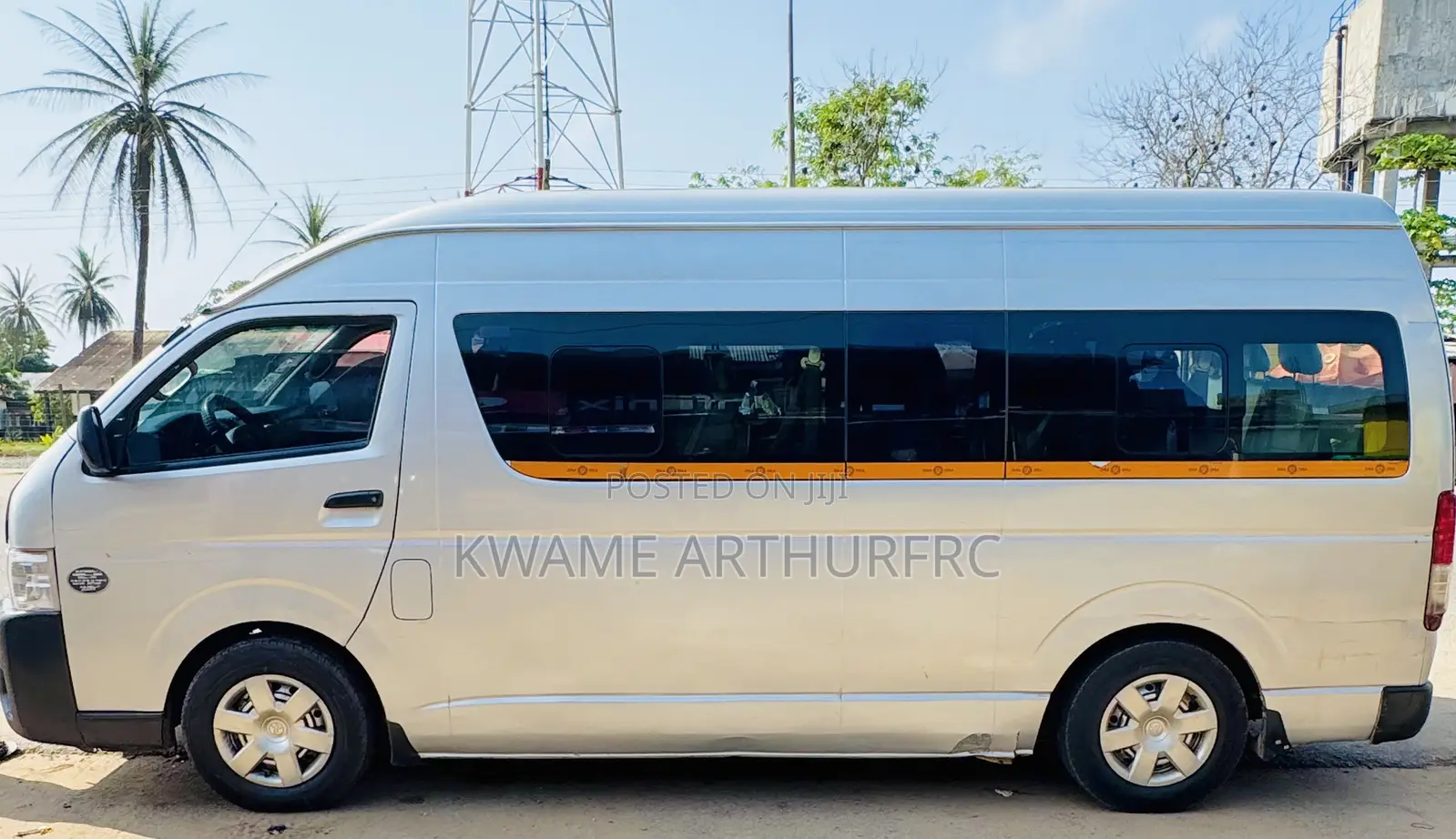 Toyota HiAce 2019 Silver