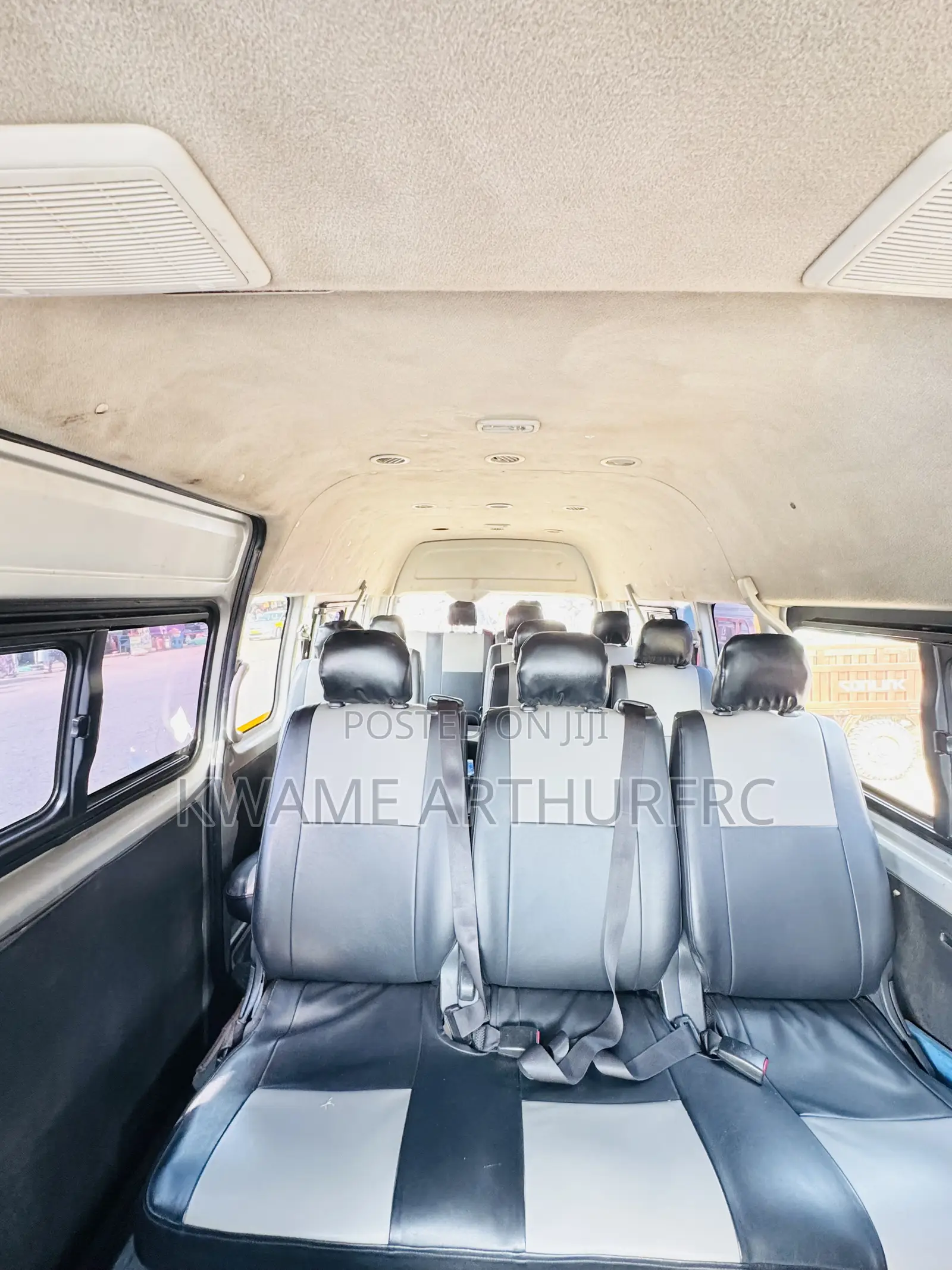 Toyota HiAce 2019 Silver