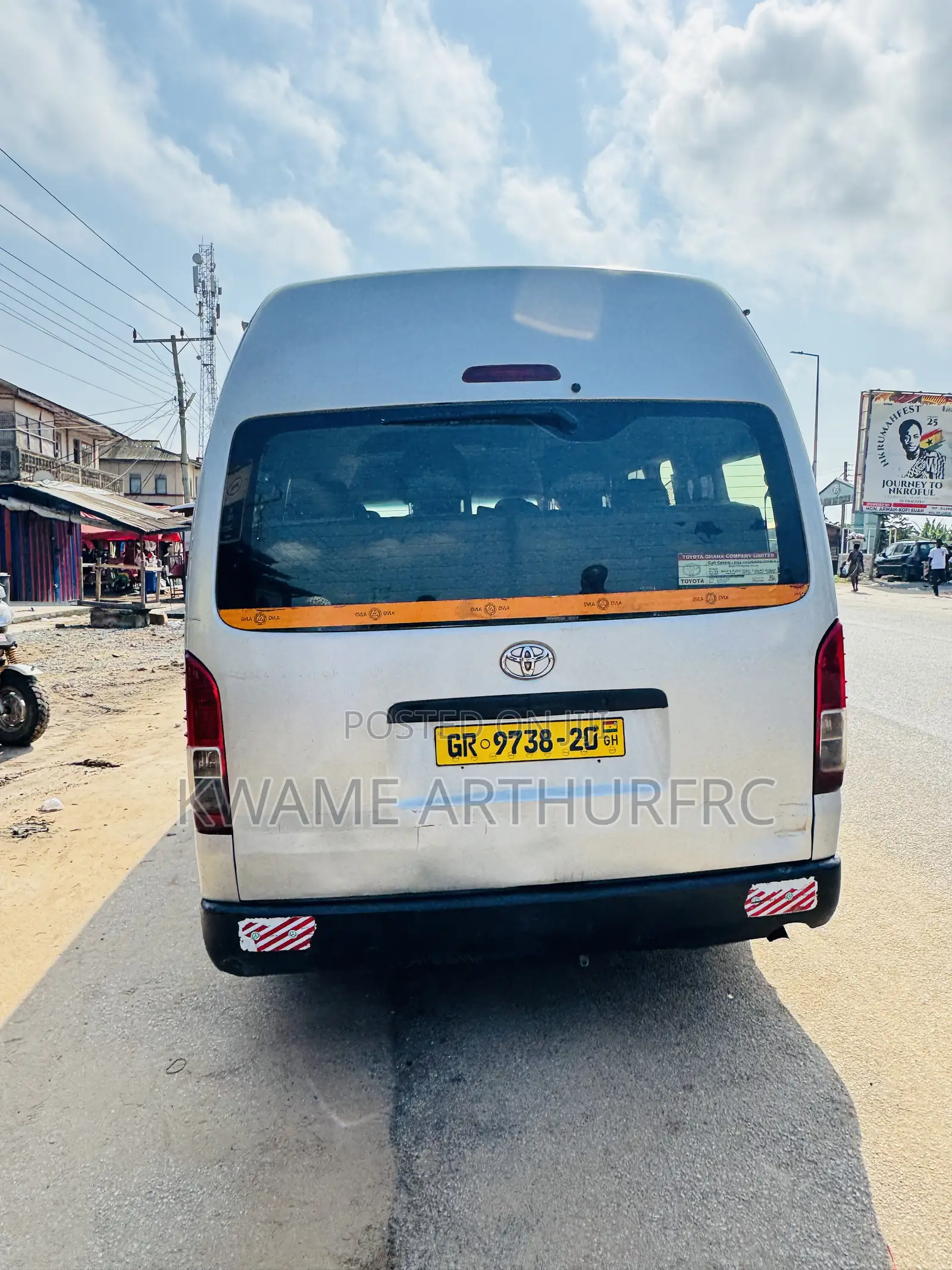 Toyota HiAce 2019 Silver
