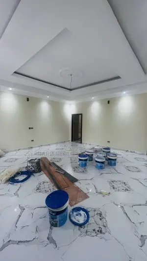 5bdrm House in Sefdard Properties, Amasaman for rent