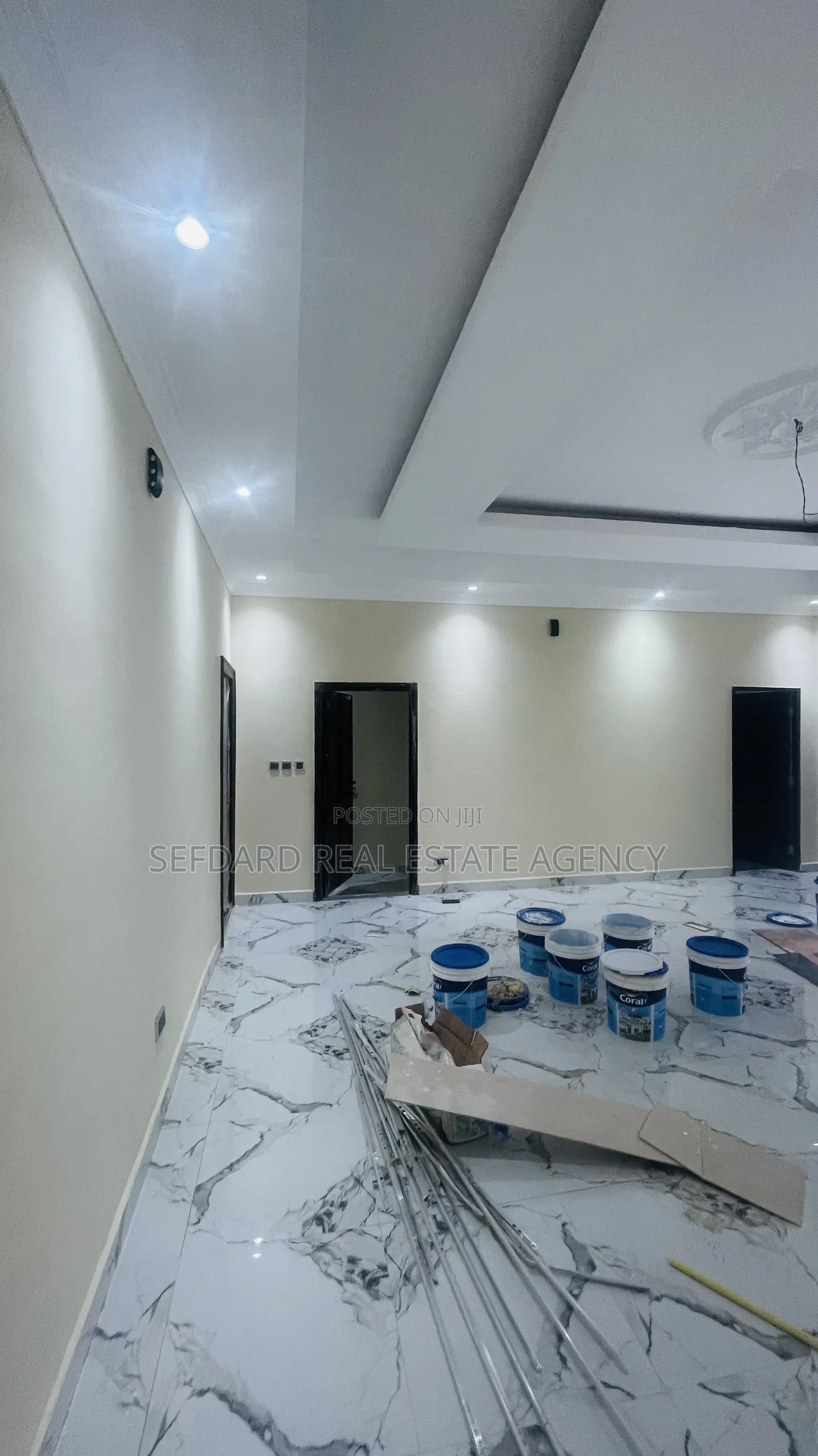 5bdrm House in Sefdard Properties, Amasaman for rent