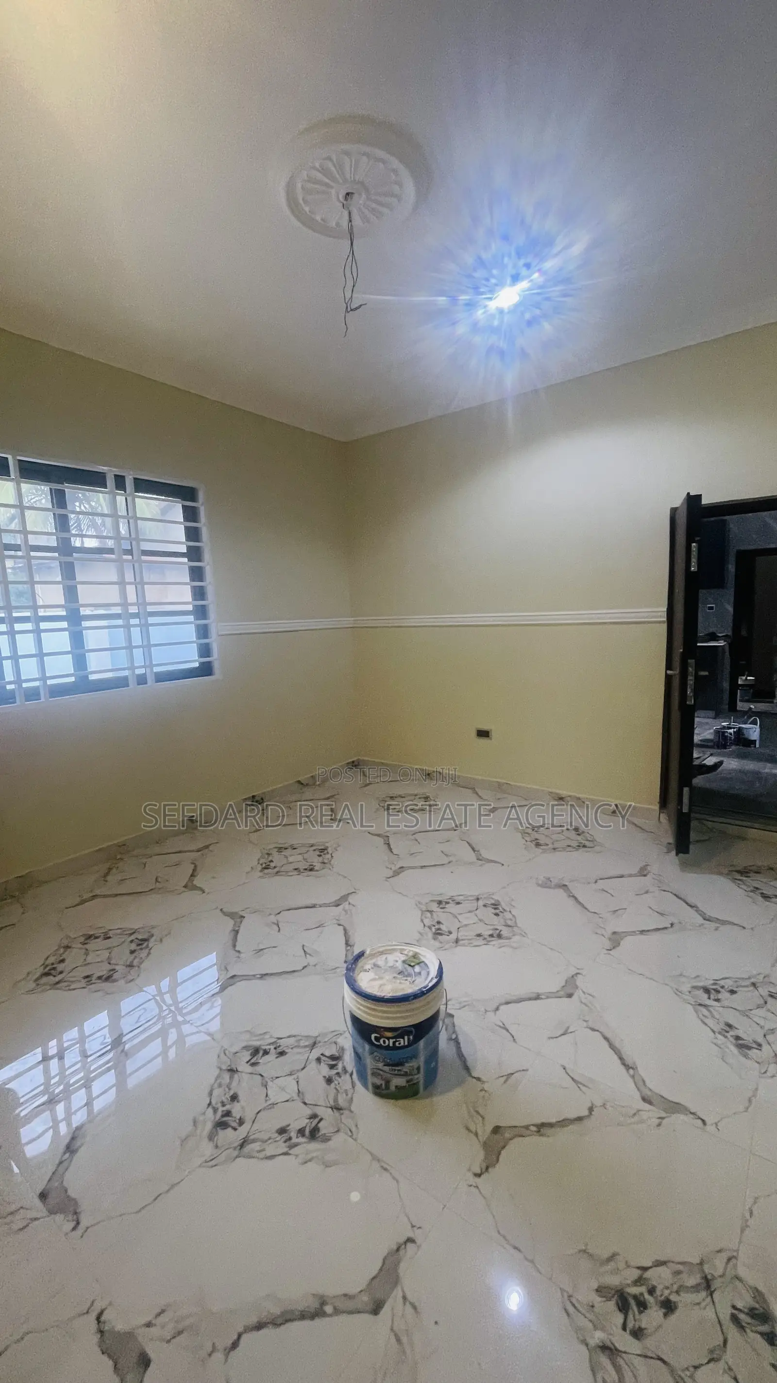 5bdrm House in Sefdard Properties, Amasaman for rent