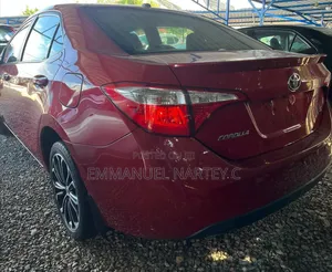Toyota Corolla 2015 Red