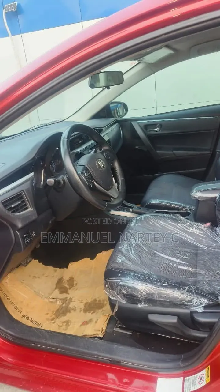 Toyota Corolla 2015 Red