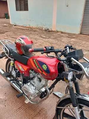 New Royal RY125 2026 Red