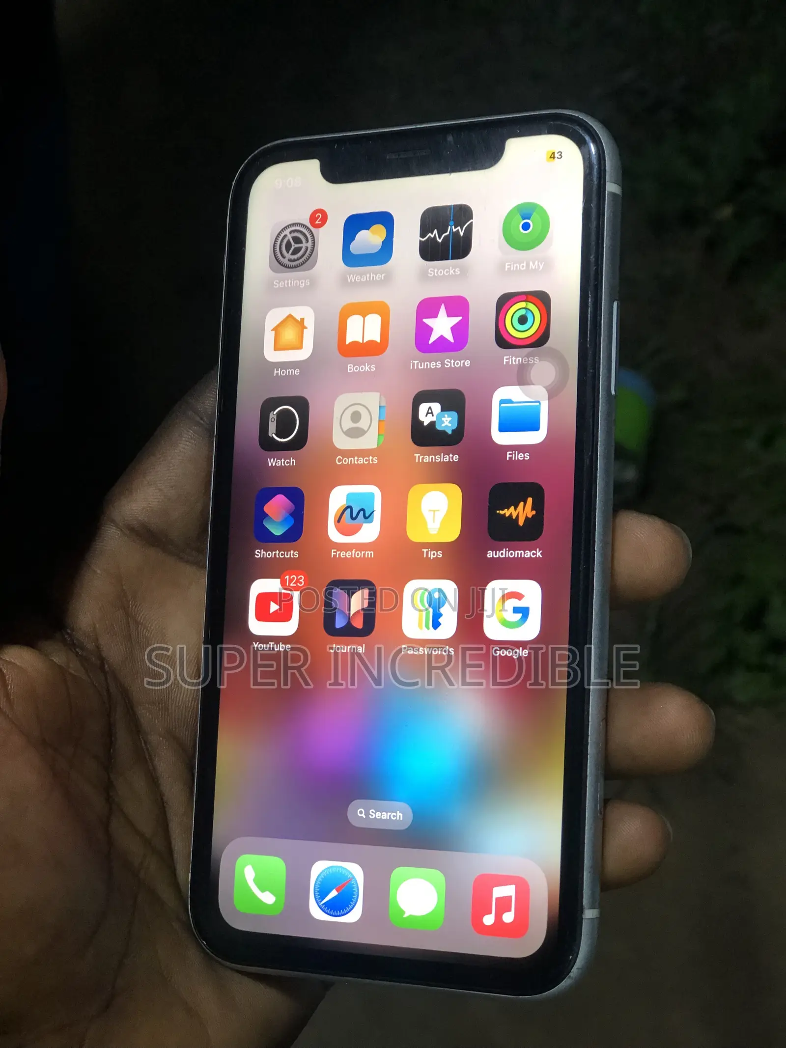 Apple iPhone XR 64 GB White