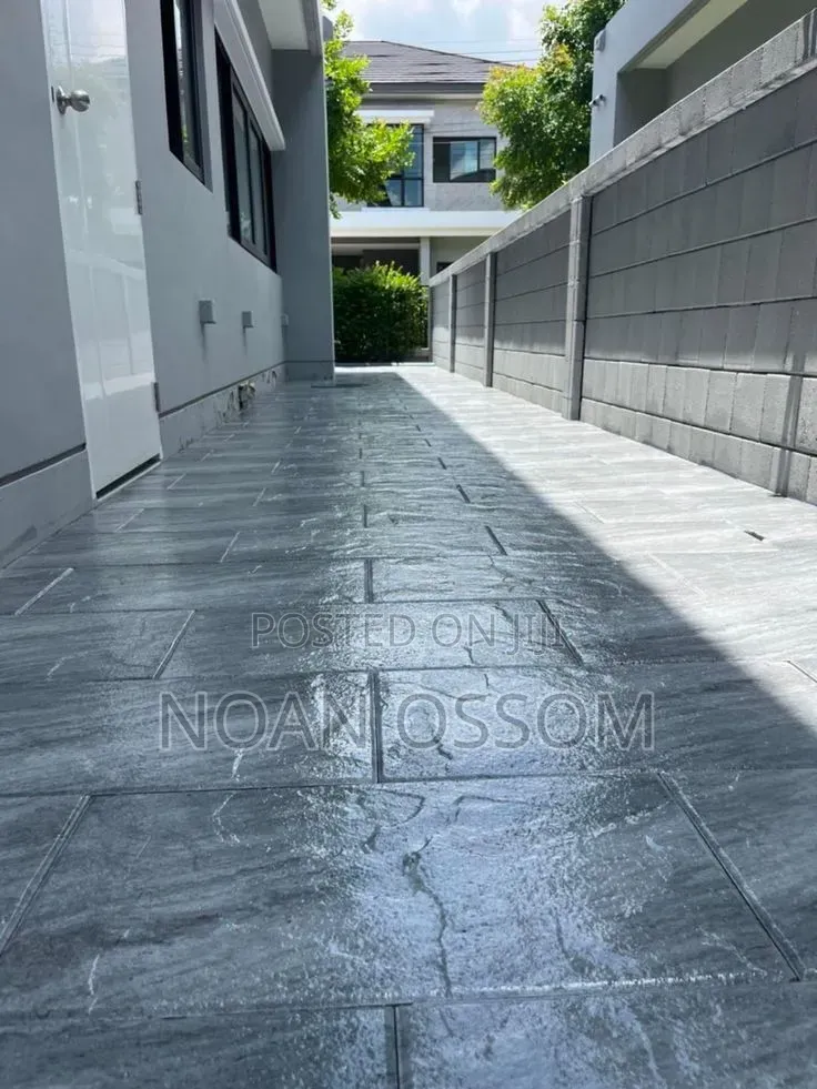 Supplying of Pavement and Laying