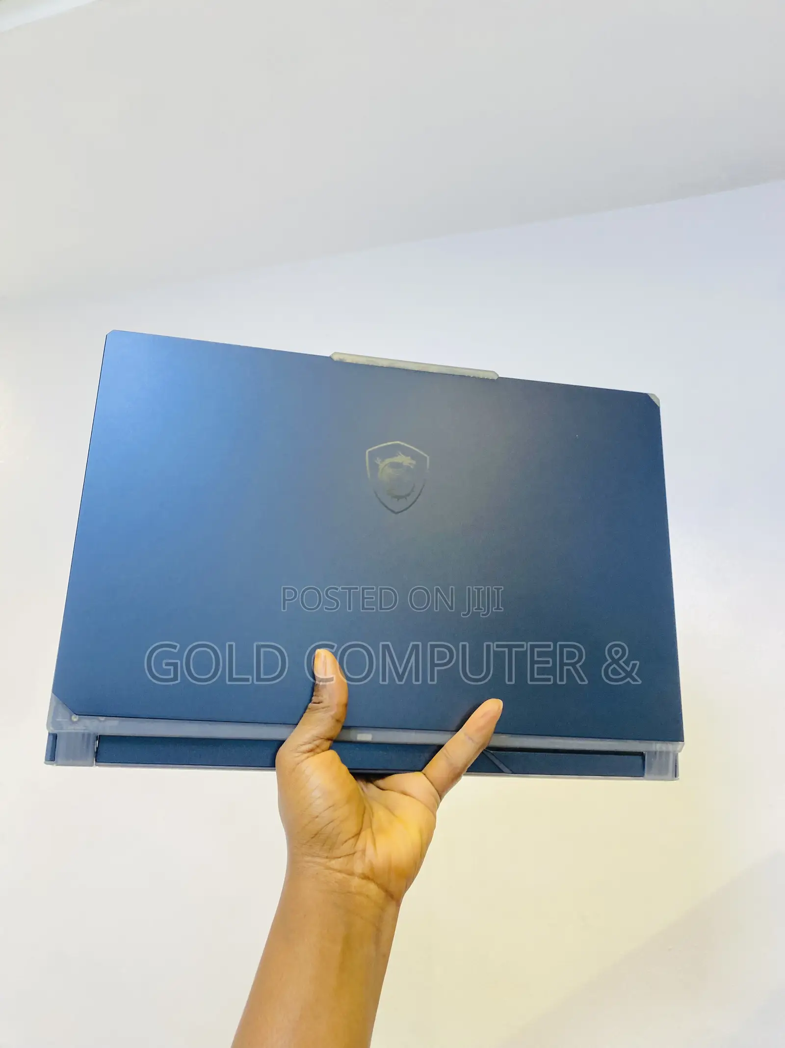 Laptop MSI Cyborg 15 24GB Intel Core i7 SSD 1T