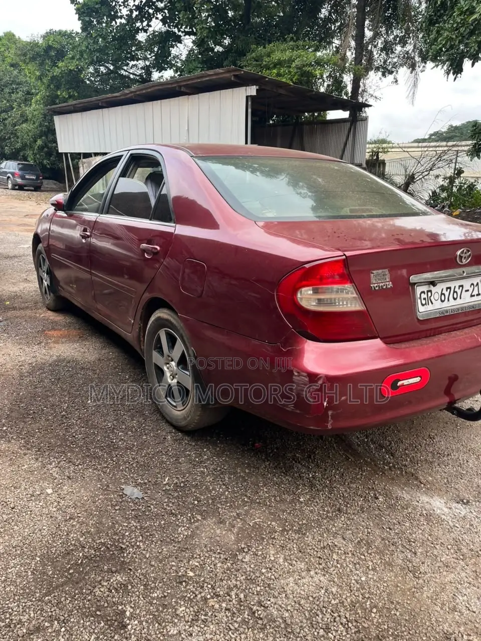 Toyota Camry LE 4dr Sedan (2.4L 4cyl 5M) 2004 Red