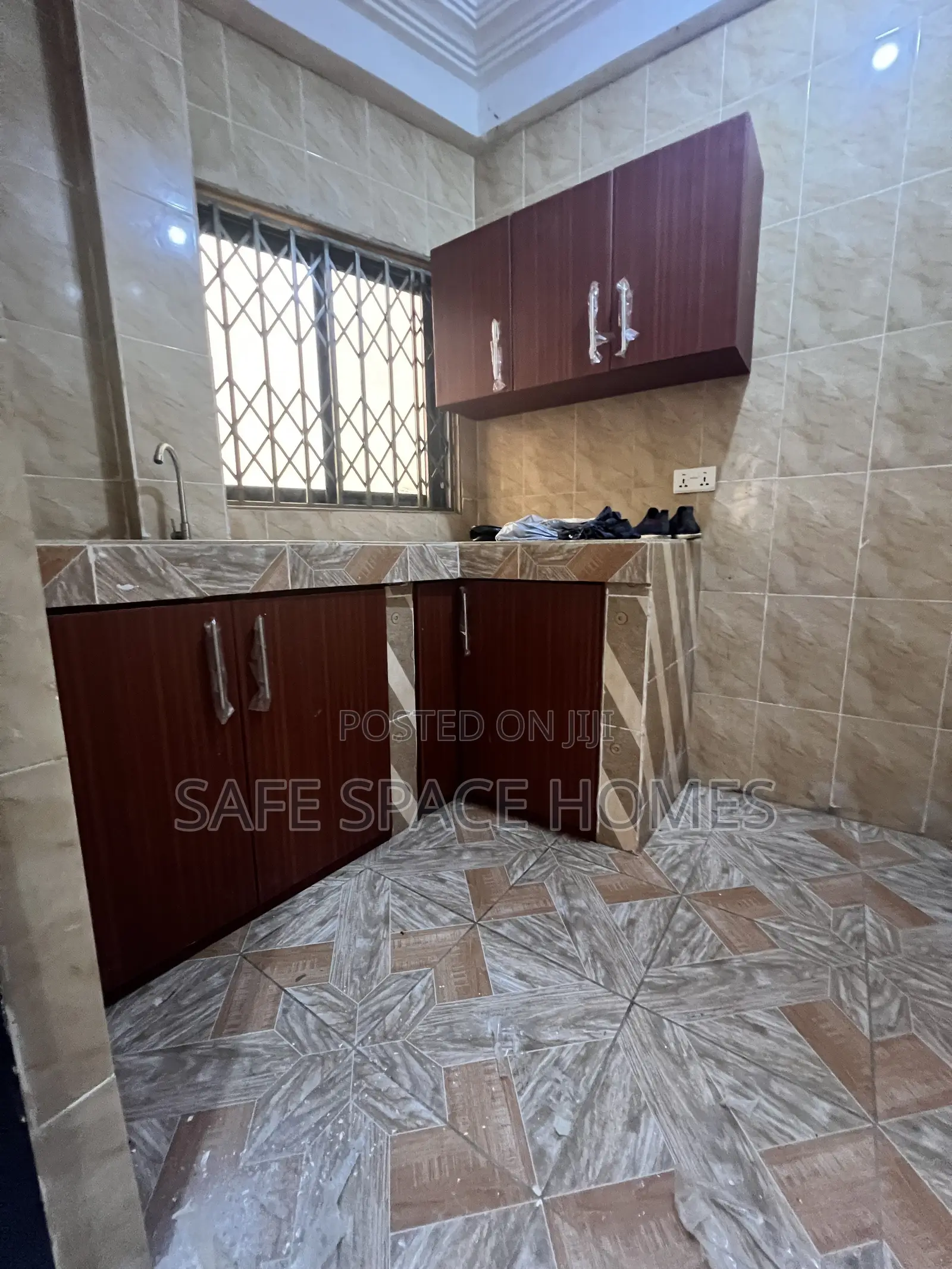 1bdrm Apartment in Aboma for rent